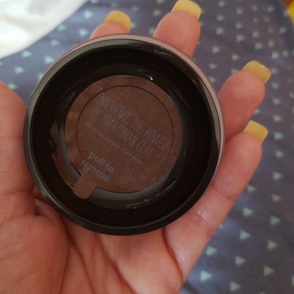 Foundation - Picture 3 of 4